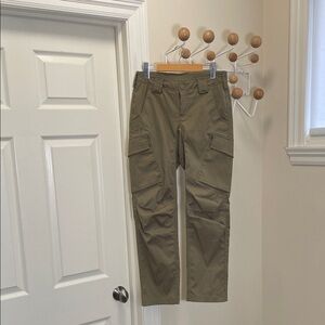 Under Amour - Classic Utility Cargo Pants - Brown - 4
